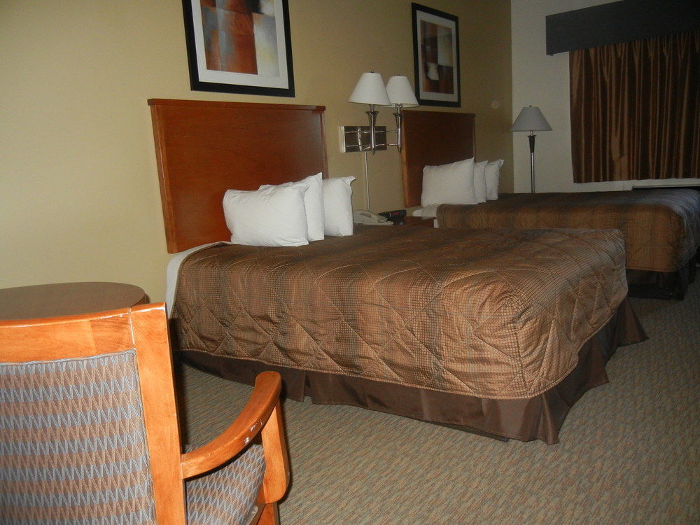 Days Inn By Wyndham Phenix City Near Fort Moore Zewnętrze zdjęcie
